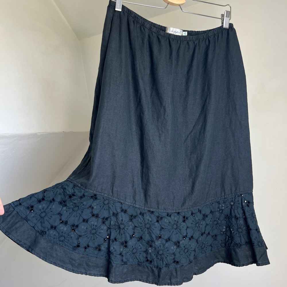 Vintage Fresh Produce Skirt Size XL Black 100% Linen Eyelet Floral Ruffle Hem